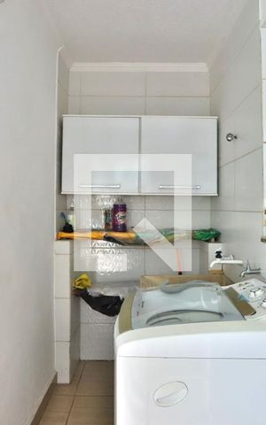 Casa à venda com 250m², 3 quartos e 2 vagasÁrea de Serviço