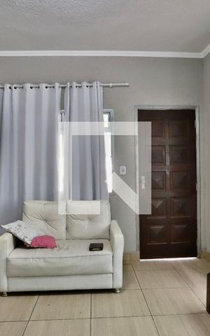 Casa à venda com 250m², 3 quartos e 2 vagasSala 1