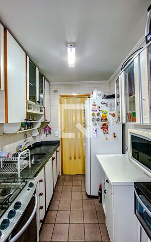 Apartamento à venda com 56m², 2 quartos e 1 vagaCozinha