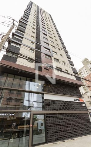 Apartamento para alugar com 34m², 2 quartos e sem vagaFachada e portaria