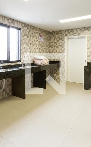 Apartamento para alugar com 34m², 2 quartos e sem vagaÁrea comum - Lavanderia