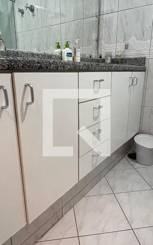 Apartamento para alugar com 96m², 2 quartos e 1 vaga Apartamento para alugar com 96m², 2 quartos e 1 vagaBanheiro 1