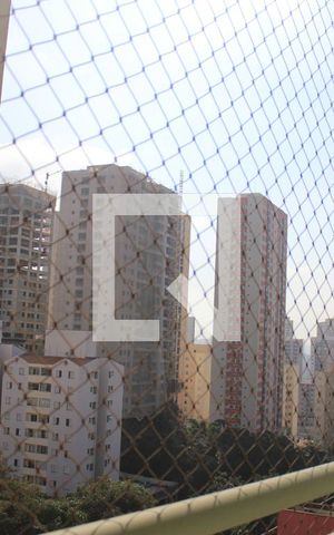 Apartamento à venda com 77m², 3 quartos e 2 vagasVaranda da suíte