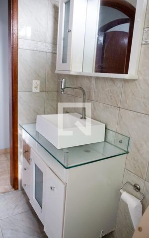 Casa para alugar com 260m², 3 quartos e 2 vagas Casa para alugar com 260m², 3 quartos e 2 vagasBanheiro