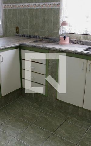Casa para alugar com 260m², 3 quartos e 2 vagas Casa para alugar com 260m², 3 quartos e 2 vagasCozinha