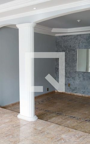 Casa para alugar com 260m², 3 quartos e 2 vagas Casa para alugar com 260m², 3 quartos e 2 vagassala
