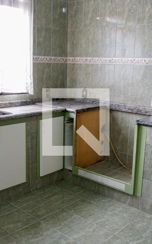 Casa para alugar com 260m², 3 quartos e 2 vagas Casa para alugar com 260m², 3 quartos e 2 vagasCozinha