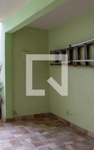 Casa para alugar com 260m², 3 quartos e 2 vagas Casa para alugar com 260m², 3 quartos e 2 vagasGaragem