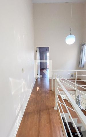 Casa à venda com 212m², 3 quartos e 2 vagasCorredor