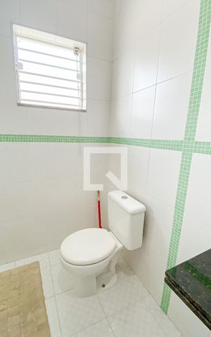 Casa à venda com 212m², 3 quartos e 2 vagasBanheiro