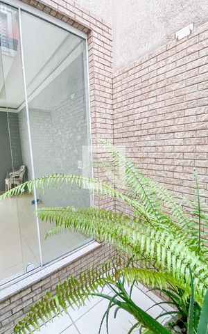 Casa à venda com 212m², 3 quartos e 2 vagasJardim de Inverno