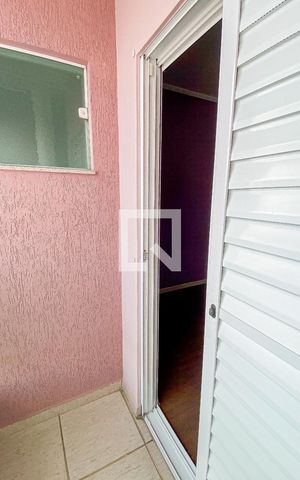 Casa à venda com 212m², 3 quartos e 2 vagasSuite Varanda