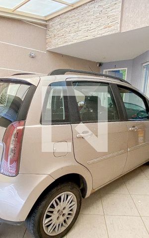Casa à venda com 212m², 3 quartos e 2 vagasGaragem
