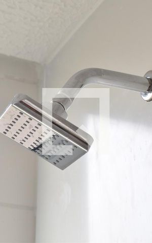 Apartamento para alugar com 50m², 2 quartos e 1 vagaChuveiro