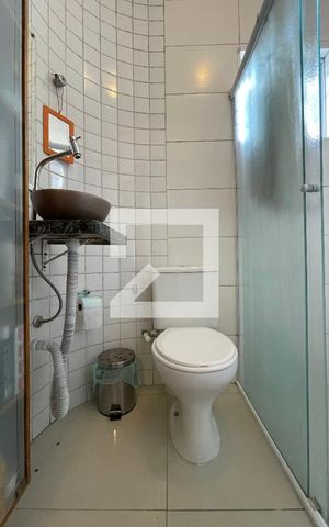 Casa à venda com 100m², 3 quartos e 1 vaga Casa à venda com 100m², 3 quartos e 1 vagaBanheiro Suíte 3