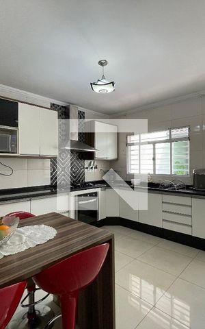 Casa à venda com 100m², 3 quartos e 1 vaga Casa à venda com 100m², 3 quartos e 1 vagaCozinha