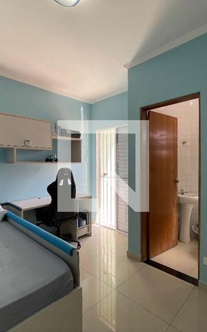 Casa à venda com 100m², 3 quartos e 1 vaga Casa à venda com 100m², 3 quartos e 1 vagaSuíte 1