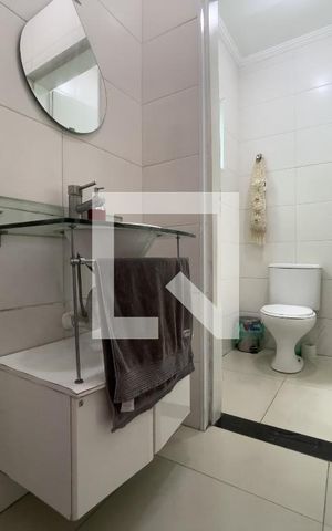 Casa à venda com 100m², 3 quartos e 1 vaga Casa à venda com 100m², 3 quartos e 1 vagaLavabo