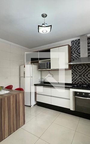 Casa à venda com 100m², 3 quartos e 1 vaga Casa à venda com 100m², 3 quartos e 1 vagaCozinha