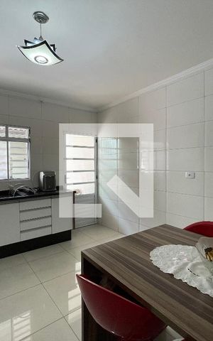 Casa à venda com 100m², 3 quartos e 1 vaga Casa à venda com 100m², 3 quartos e 1 vagaCozinha