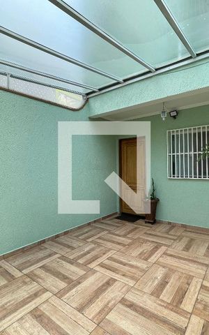 Casa à venda com 100m², 3 quartos e 1 vaga Casa à venda com 100m², 3 quartos e 1 vagaGaragem