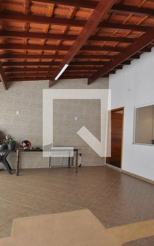 Casa à venda com 200m², 2 quartos e 2 vagasGaragem