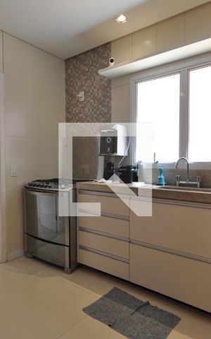 Casa à venda com 200m², 2 quartos e 2 vagasCozinha