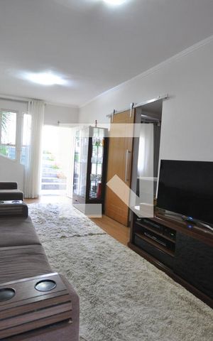 Casa à venda com 500m², 3 quartos e 4 vagasSala