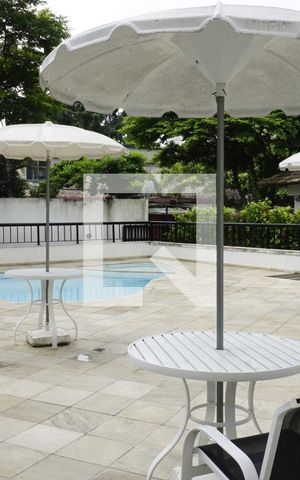 Apartamento para alugar com 70m², 2 quartos e 1 vagaÁrea comum - Piscina