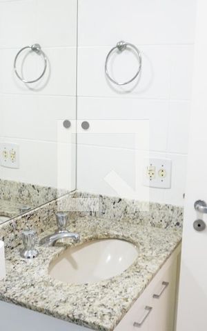 Apartamento para alugar com 70m², 2 quartos e 1 vagaBanheiro - Quarto 2 - Suite