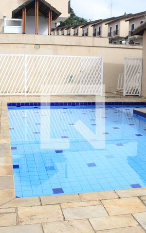 Casa de condomínio à venda com 150m², 3 quartos e 2 vagasÁrea comum - Piscina