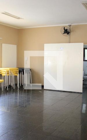 Casa de condomínio à venda com 150m², 3 quartos e 2 vagasÁrea comum - Salão de festas