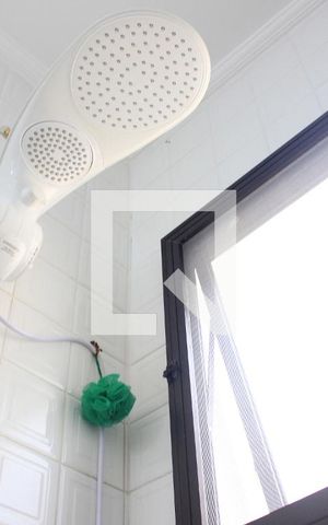 Casa de condomínio à venda com 150m², 3 quartos e 2 vagasBanheiro 1