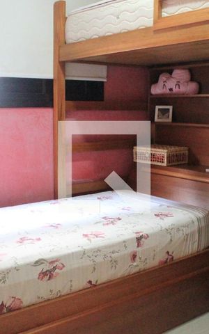 Casa de condomínio à venda com 150m², 3 quartos e 2 vagasQuarto 2