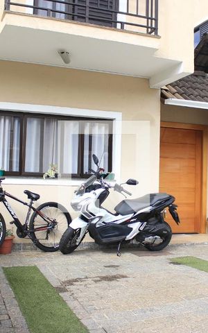 Casa de condomínio à venda com 150m², 3 quartos e 2 vagasFachada do imóvel