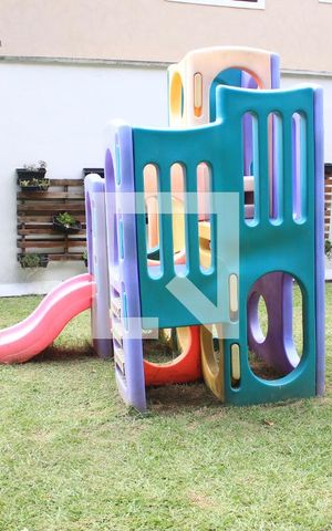 Casa de condomínio à venda com 150m², 3 quartos e 2 vagasÁrea comum