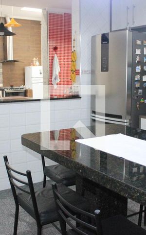 Casa de condomínio à venda com 150m², 3 quartos e 2 vagasCozinha