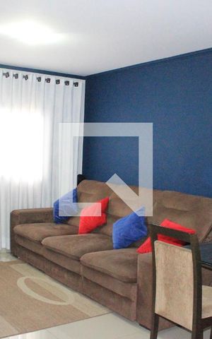 Casa de condomínio à venda com 150m², 3 quartos e 2 vagasSala