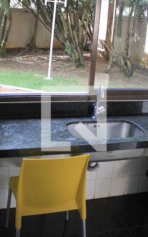 Casa de condomínio à venda com 150m², 3 quartos e 2 vagasÁrea comum - Salão de festas