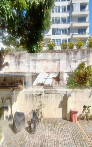 Casa à venda com 200m², 5 quartos e 3 vagas Casa à venda com 200m², 5 quartos e 3 vagasQuarto vista