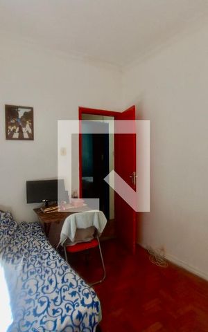 Casa à venda com 200m², 5 quartos e 3 vagas Casa à venda com 200m², 5 quartos e 3 vagasQuarto