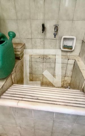 Casa à venda com 200m², 5 quartos e 3 vagas Casa à venda com 200m², 5 quartos e 3 vagasÁrea serviço