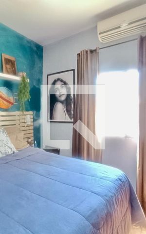 Casa à venda com 200m², 5 quartos e 3 vagas Casa à venda com 200m², 5 quartos e 3 vagasQuarto
