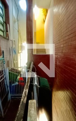 Casa à venda com 200m², 5 quartos e 3 vagas Casa à venda com 200m², 5 quartos e 3 vagasÁrea serviço