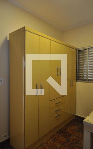 Casa à venda com 170m², 3 quartos e 2 vagasQuarto de Serviço