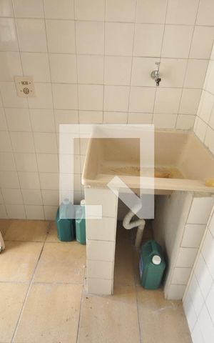 Casa à venda com 170m², 3 quartos e 2 vagasÁrea de Serviço