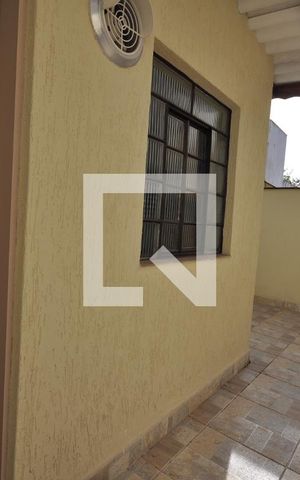 Casa à venda com 170m², 3 quartos e 2 vagasQuintal