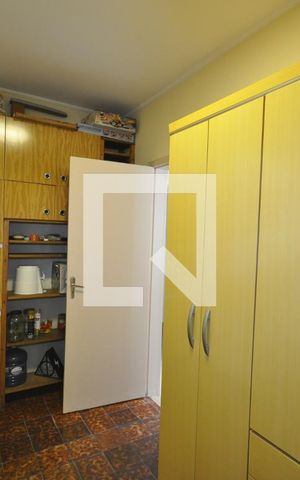Casa à venda com 170m², 3 quartos e 2 vagasQuarto de Serviço