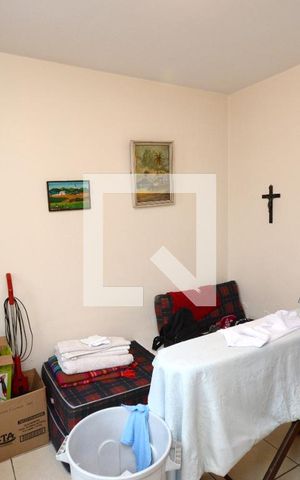 Casa à venda com 180m², 4 quartos e 2 vagasQuarto de Serviço