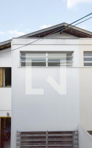 Casa à venda com 180m², 4 quartos e 2 vagasQuintal